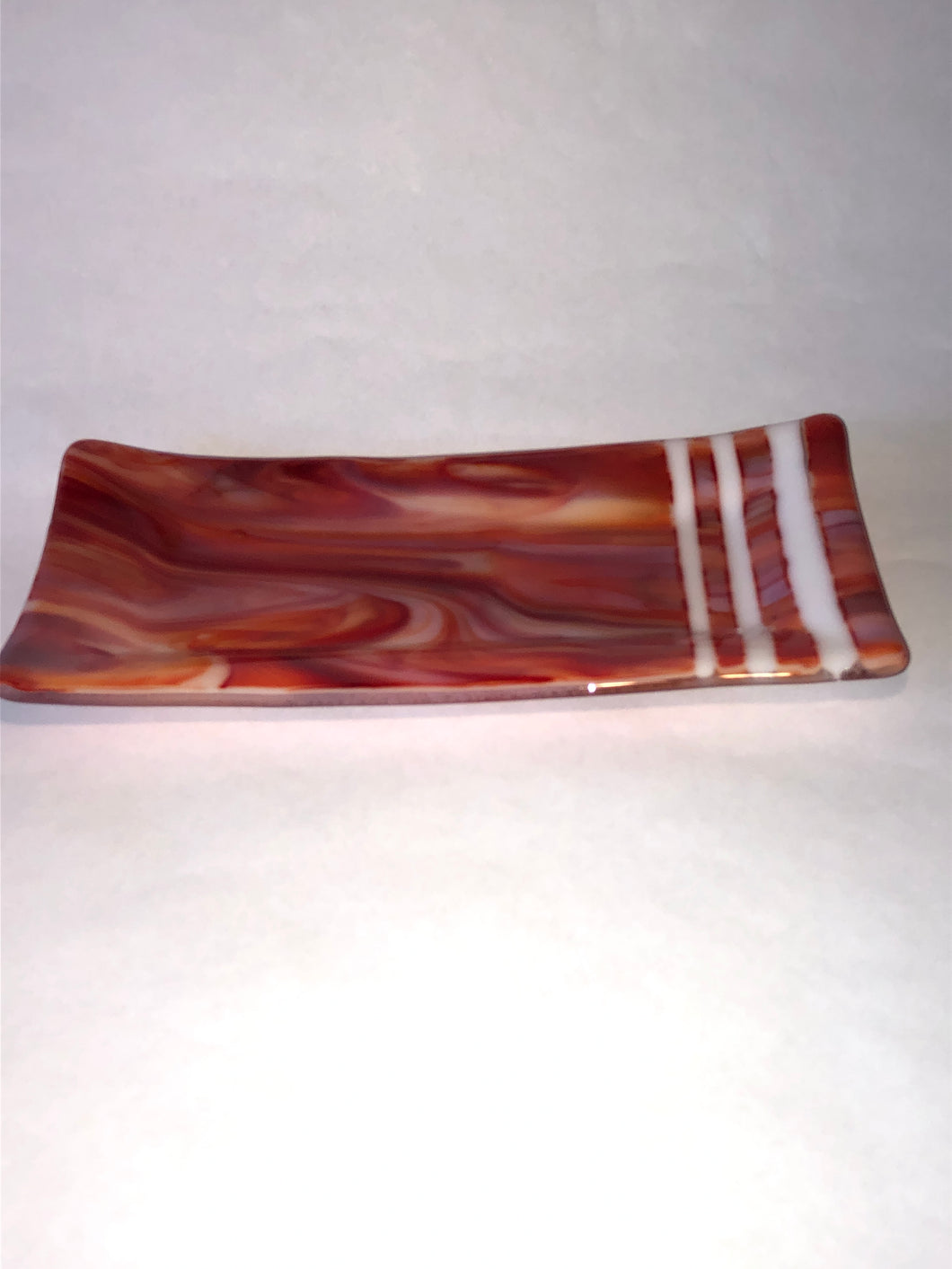 LONG PLATE-RED AND WHITE SWIRL WITH WHITE STRIPS